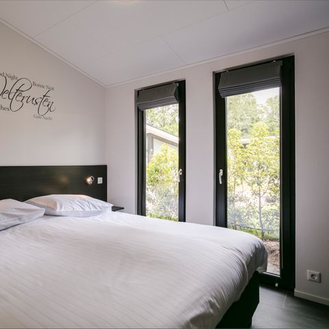 LODGE 4 Personen - Forest Lodge mit privater Sauna und Whirlpool - für 4 Personen