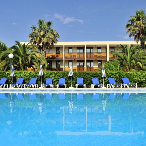 Pierre & Vacances Résidence Les Jardins Ombragés Cannes Mandelieu - Camping Alpes-Maritimes - Image N°6