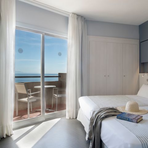 Zimmer 2 Personen - Zimmer Superior klimatisiert & mit Meerblick