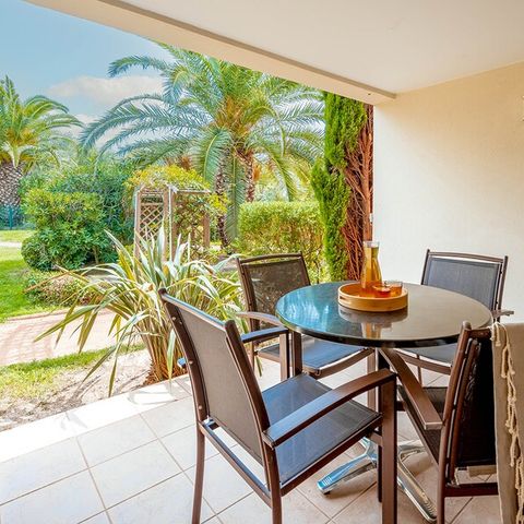 Studio 4 personen - 1 Schlafbereich - Terrasse oder Balkon - Klimatisiert