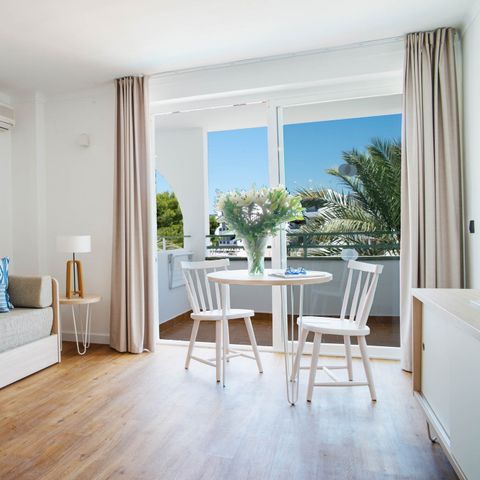 Zimmer 2 Personen - mit Balkon