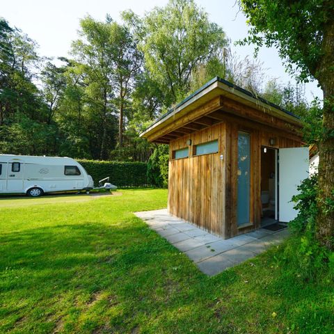 Stellplatz - Comfort XL – eigene Sanitäranlagen