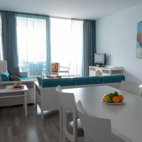 Wohnung 4 personen - 1 Schlafzimmer - Blick auf den Pool