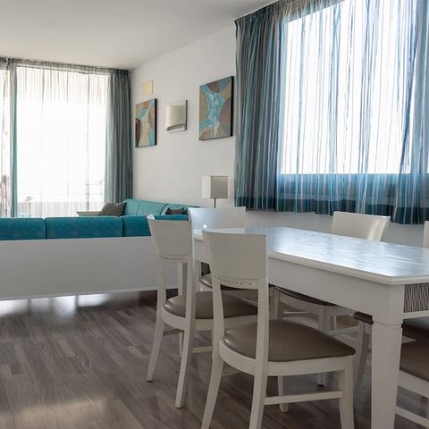 Wohnung 6 personen - 2 Schlafzimmer - Blick auf den Pool