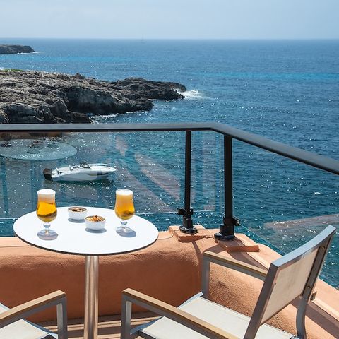 Zimmer 2 Personen - Doppelzimmer - Terrasse oder Balkon - Meerblick - inklusive Frühstück