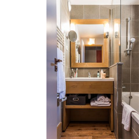 Wohnung 4 personen - - 1 Schlafzimmer - Südlage - Blick auf die Berge