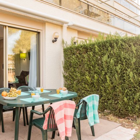 Apartement 5 Personen - (max. 4 Erwachsene) Studio Standard-Eco Gartenblick S1Y15ID