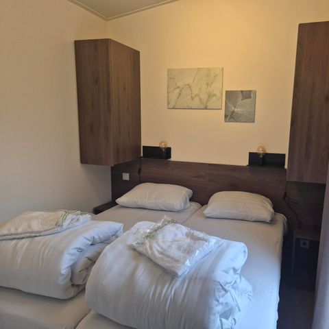 LODGE 4 Personen - Würfel