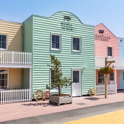 FERIENHAUS 8 Personen - Luxus-Dorfstraße Rosa die Kuh