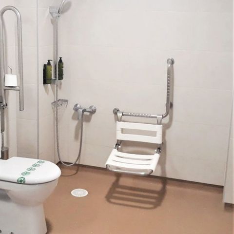 Zimmer 2 Personen - Hotelzimmer Doppelzimmer - Angepasst für PMR - Balkon C2A