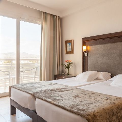 Zimmer 2 Personen - Hotelzimmer Standard Meerblick C2M