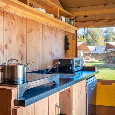 Safarizelt 5 Personen - Komfort mit privatem Whirlpool (4+1)