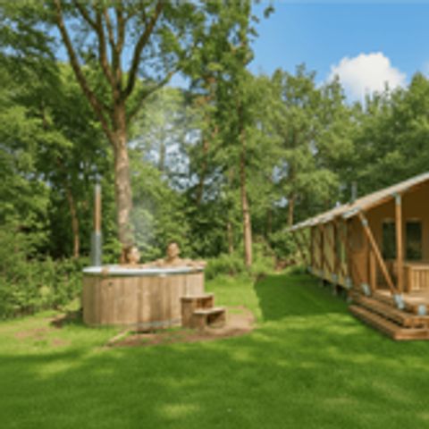 Safarizelt 5 Personen - Komfort mit privatem Whirlpool (4+1)
