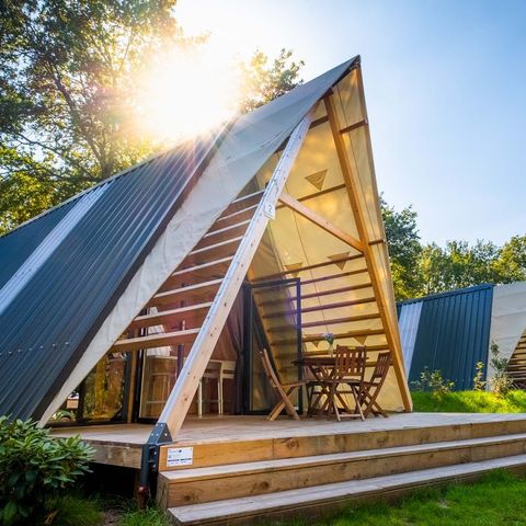 LANDHAUS 4 Personen - Luxuriöse Hottub-Kabine