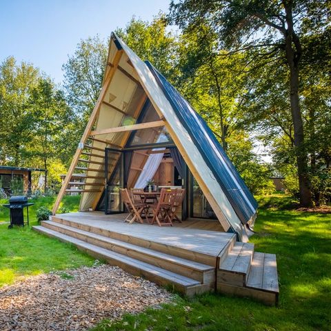LANDHAUS 4 Personen - Luxuriöse Hottub-Kabine