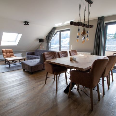 Wohnung 5 personen - Penthouse stilvoll mit Aussicht