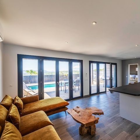 FERIENHAUS 8 Personen - - 4 Schlafzimmer - Klimatisiert - 7m privater Swimmingpool - Terrasse