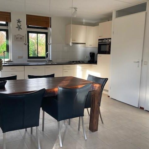 FERIENHAUS 4 Personen - Koningshoeve 2 Schlafzimmer