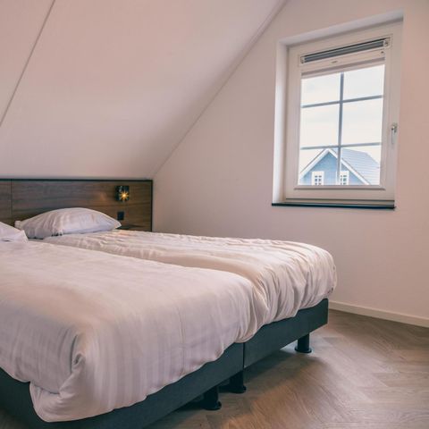 Villa 6 Personen - Wasservilla mit Jacuzzi