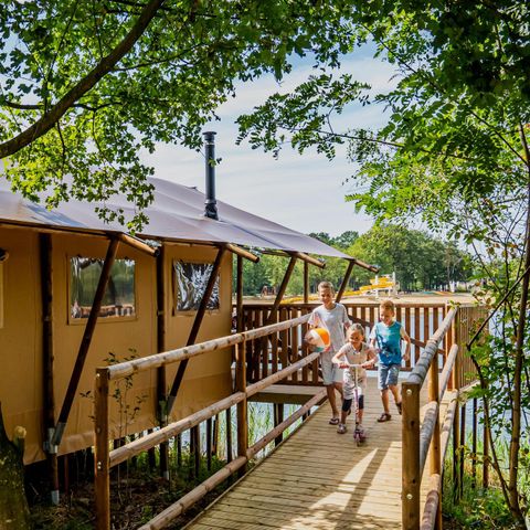 LODGE 8 Personen - Wasserlodge
