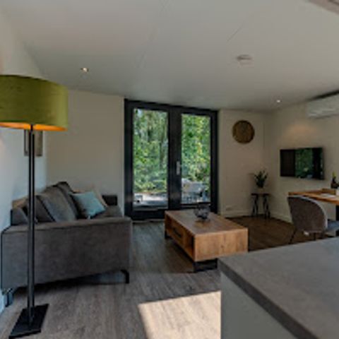 Chalet 2 Personen - Waldhütte mit Jacuzzi