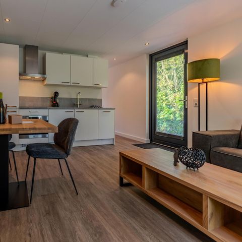 Chalet 2 Personen - Waldhütte mit Jacuzzi