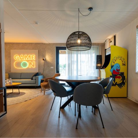 FERIENHAUS 12 Personen - Premium-Spiel