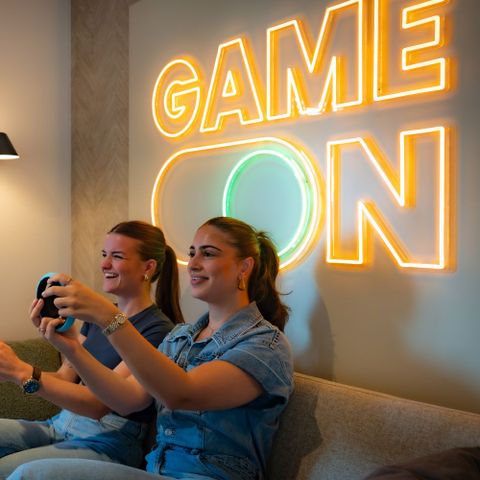FERIENHAUS 8 Personen - Premium-Spiel