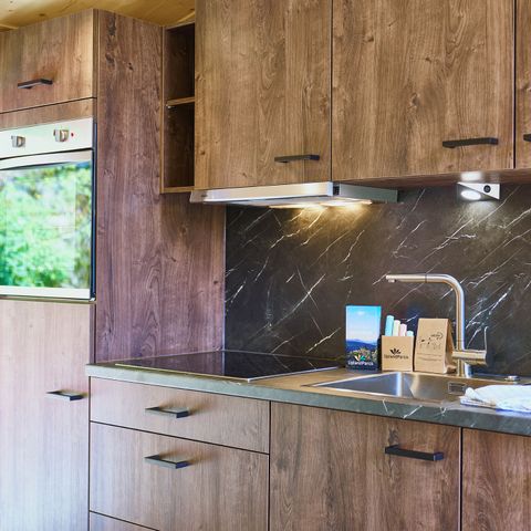 Unterkunft 4 personen - Luxuriöses Baumhaus mit Rutsche