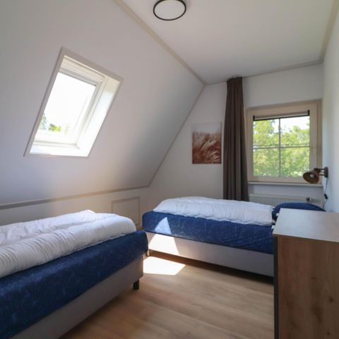 Gruppenunterkunft 10 personen - Strandvilla Royaal mit Wellness-Whirlpool und Sauna