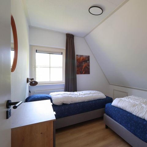 Gruppenunterkunft 10 personen - Strandvilla Royaal mit Wellness-Whirlpool und Sauna