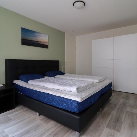 Villa 6 Personen - Villa am Ufer