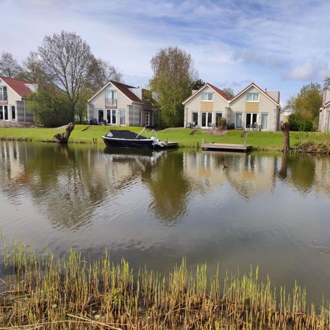 Bungalow 4 Personen - Schalter+