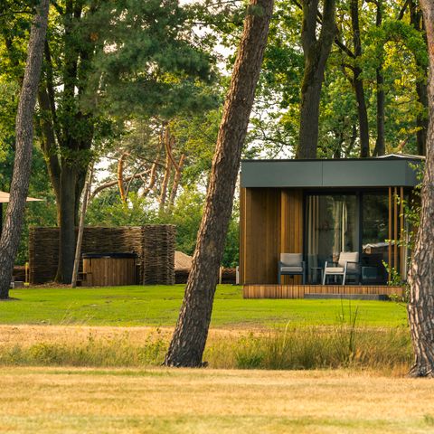 LODGE 2 Personen - Wasserlodge mit Whirlpool