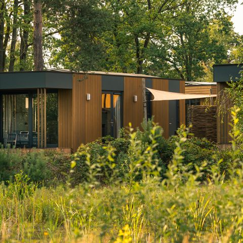 Lodge 2 personen - Wasserlodge mit Whirlpool