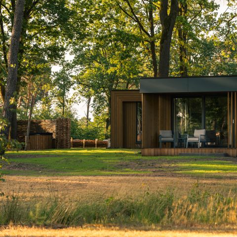 LODGE 2 Personen - Wasserlodge mit Whirlpool und Sauna