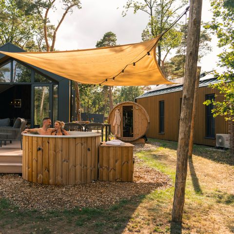 LODGE 6 Personen - Waldhaus mit Whirlpool und Sauna