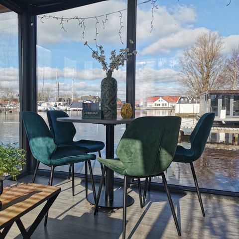 AUßERGEWÖHNLICHE UNTERKUNFT 4 Personen - Hausboot Heeg