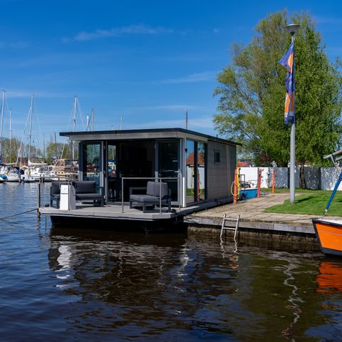 AUßERGEWÖHNLICHE UNTERKUNFT 4 Personen - Hausboot Heeg