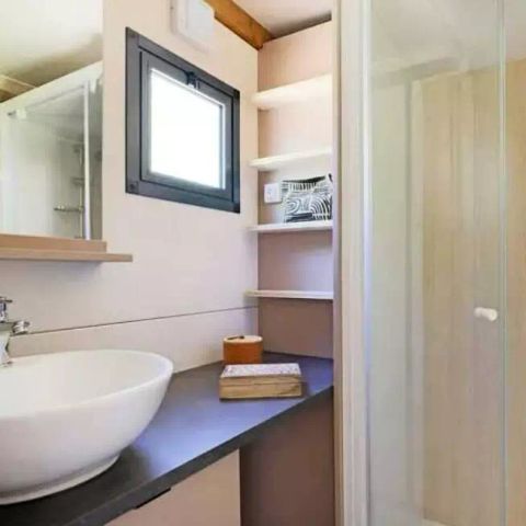 Mobilheim 5 Personen - Cottage Séouvo 3 Zimmer 5 Personen Klimatisiert + TV + Jacuzzi