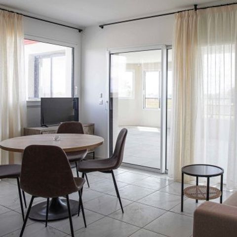 Wohnung 4 personen - Wohnung 4 Personen - 1 Schlafzimmer - Terrasse und geräumige Loggia - Blick auf Teich und Golf (24E)