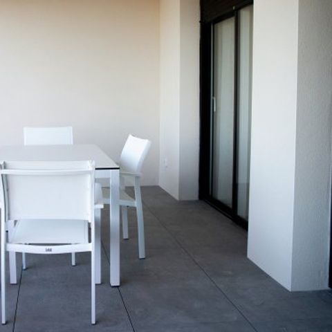 Wohnung 4 personen - Wohnung 4 Personen - 1 Schlafzimmer - Terrasse und geräumige Loggia - Blick auf Teich und Golf (24E)