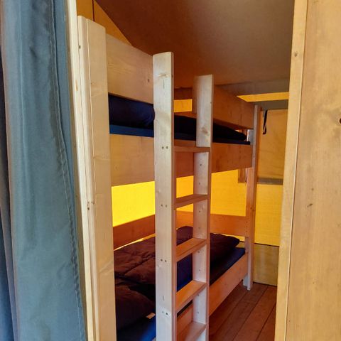 Safarizelt 4 Personen - ausgestattet mit sanitären Anlagen