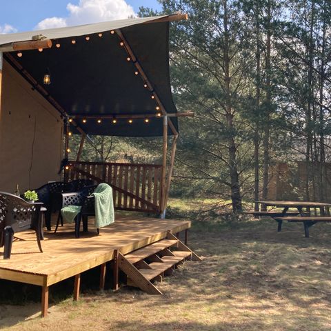 SafariZelt 6 Personen - einschließlich sanitärer Einrichtungen