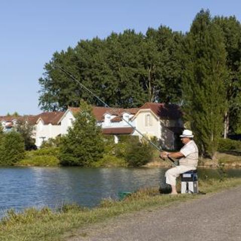 Pierre & Vacances Residence Le Hameau du Lac - Camping Gers - Image N°5