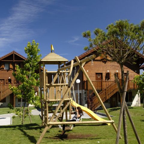 Les Chalets d'Evian - Camping Haute-Savoie - Image N°3