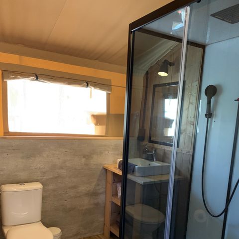 SafariZelt 6 Personen - einschließlich sanitärer Einrichtungen