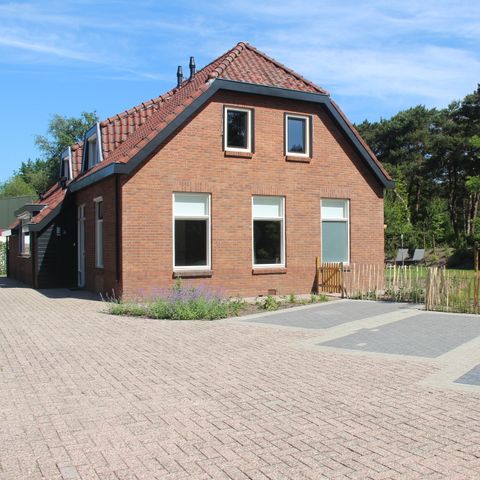 FERIENHAUS 12 Personen - Familienhaus der Rheezermaten mit Jacuzzi