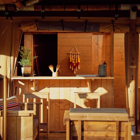 Safarizelt 7 Personen - La Gran Vida Whirlpool