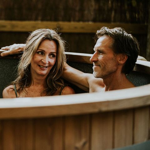 Bungalow 2 personen - Luxuriöses Waldloft mit Whirlpool und Sauna